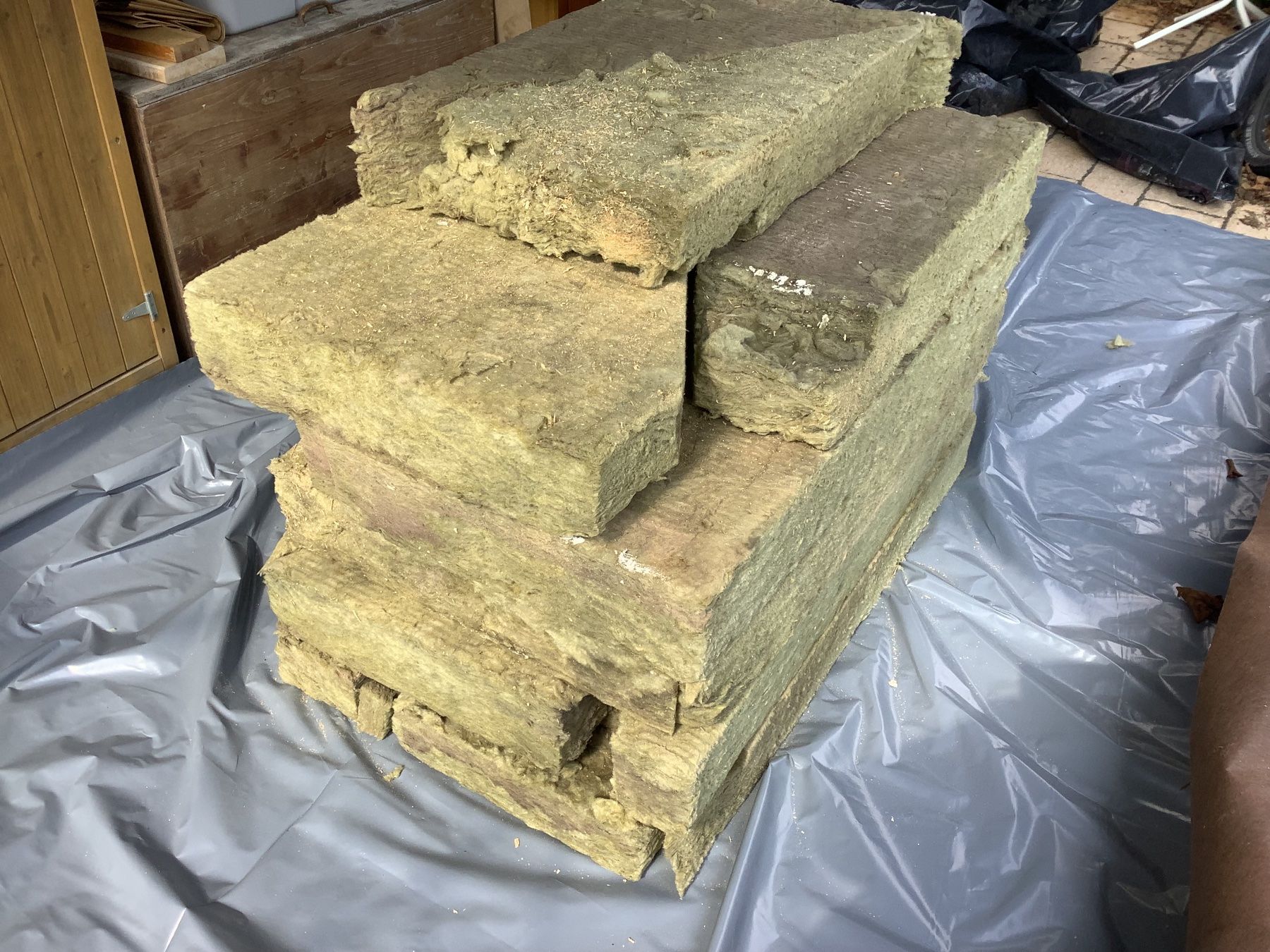 Materiale di riempimento: Isolationsmaterial Steinwolle, – Usato da Seuzach venduto da peli543