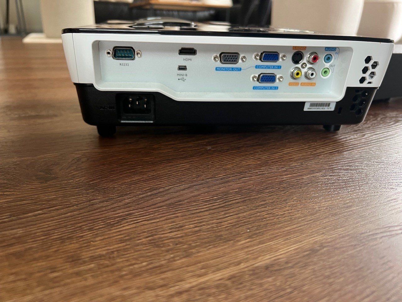 Home Cinema: Beamer Leinwand Blu-ray – Usato da Bülach venduto da Telemani 2