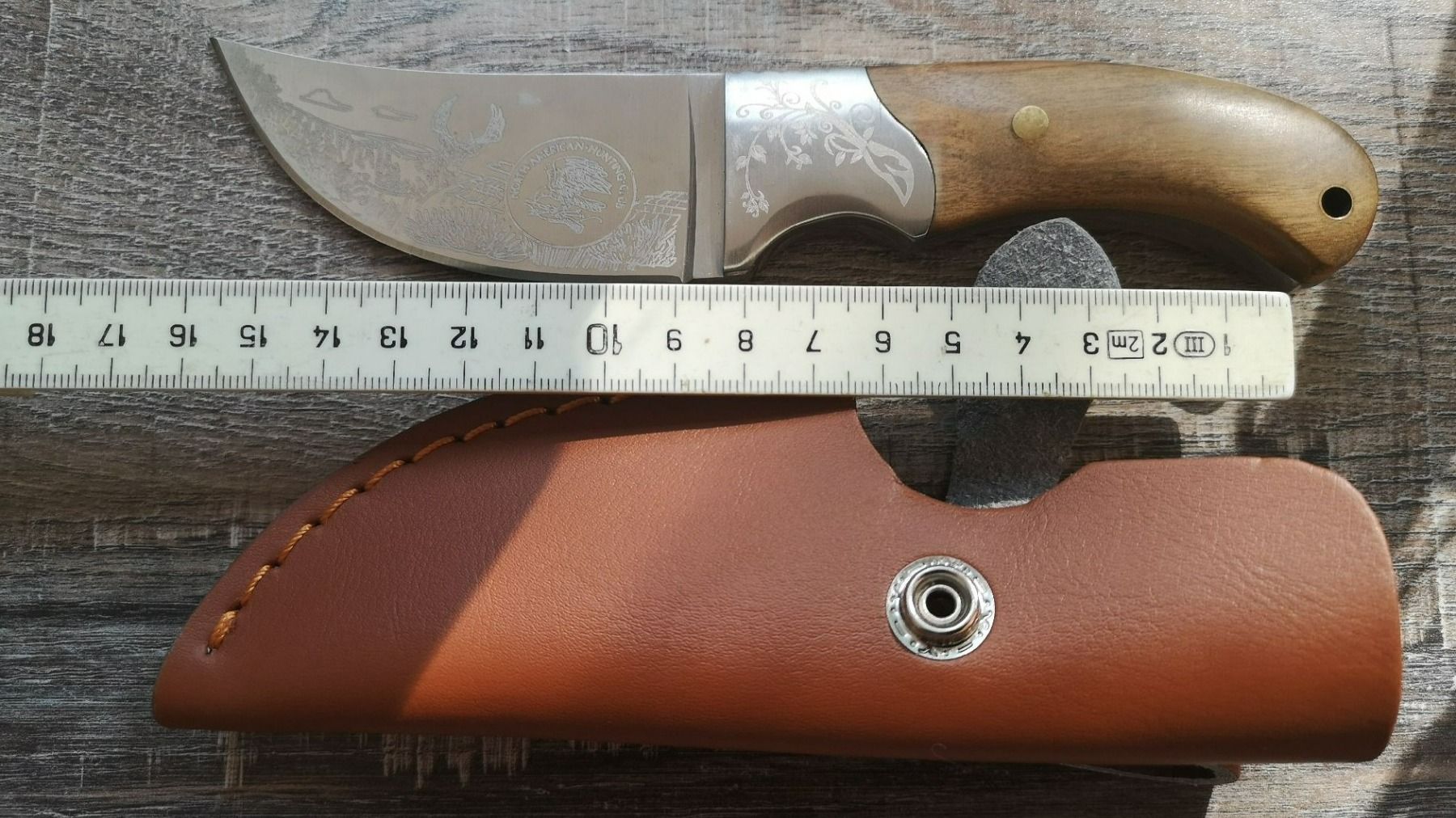 Accessori: Sehr schönes Messer !! Gratis Versand!! – Nuovo e nell'imballaggio originale da Herzogenbuchsee venduto da Melissa110 1