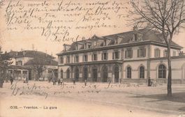 Yverdon VD Bahnhof belebt