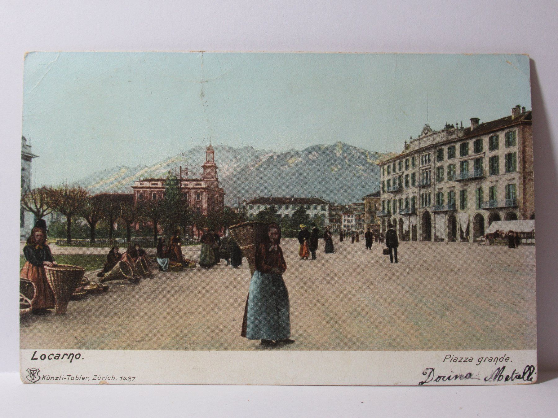 Cartoline postali: Locarno , Piazza grande   1904 – Usato da Grenchen venduto da Bluemchen1900