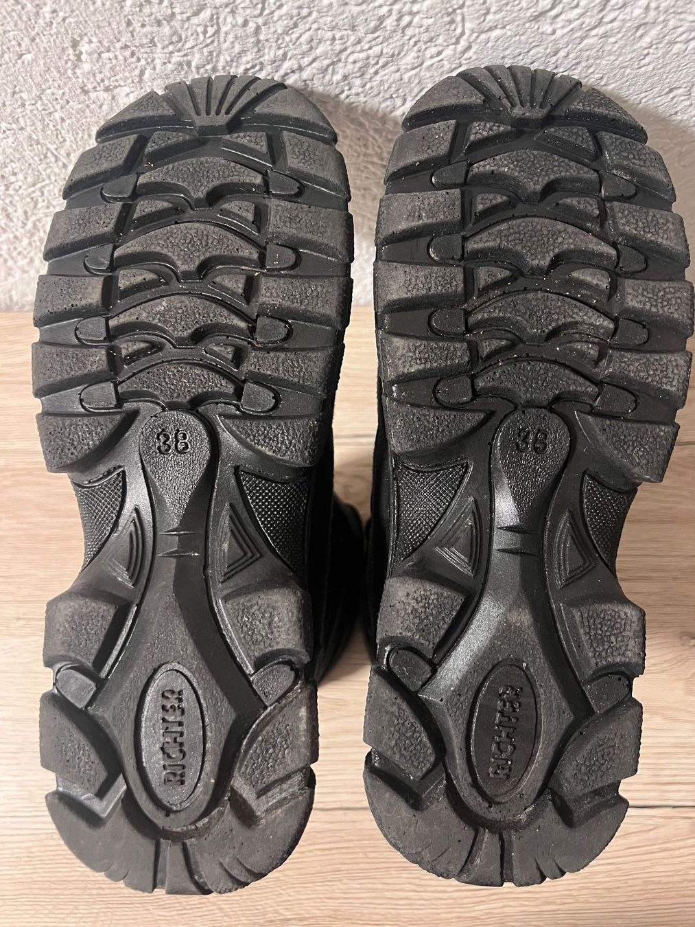 Scarpe da uomo: Richter Schneeschuhe Winterschuhe Grösse 38 – Usato da Oberburg venduto da Serbus 2