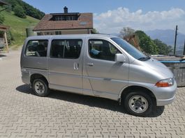 Toyota Hi-Ace 2.7 4WD