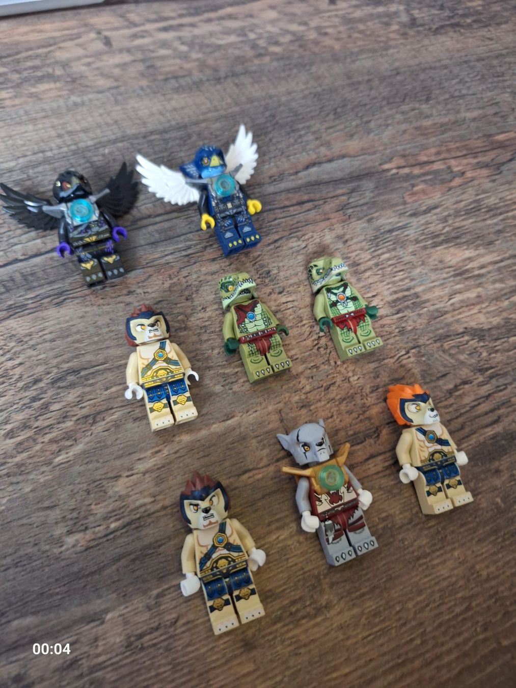 Lego Baukästen: 8 minifigures lego chima super état – Gebraucht aus Grandson von Crtz205 2