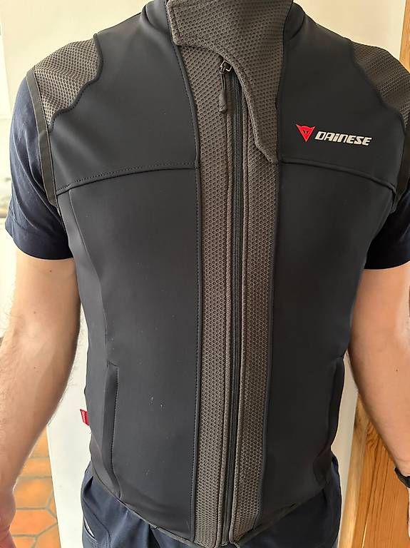 Protezioni & Imbottiture: Dainese Rückenprotektor – Usato da Felsberg venduto da Peterli7 1