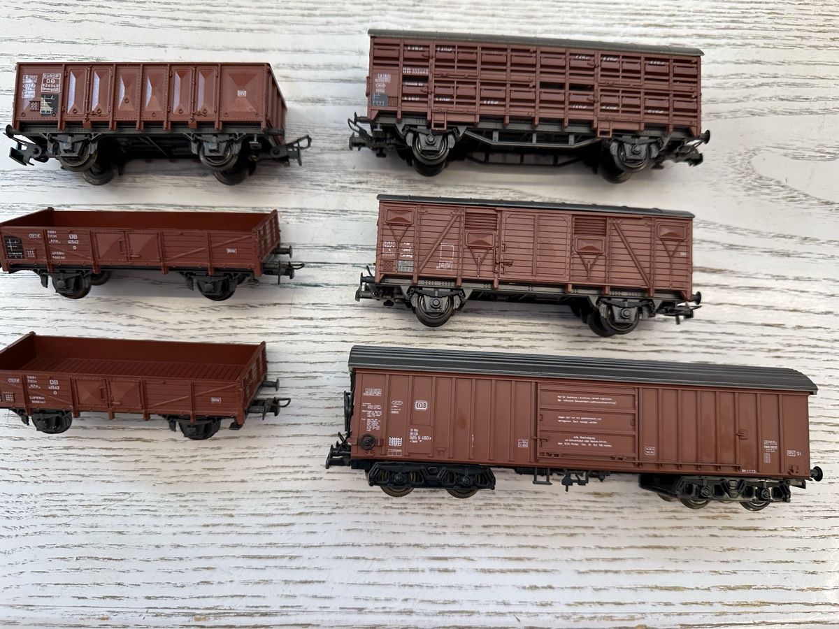 Roco Modellini di ferrovie: Roco 6x DB Güterwagen – Usato da Lupsingen venduto da New-Haven 1