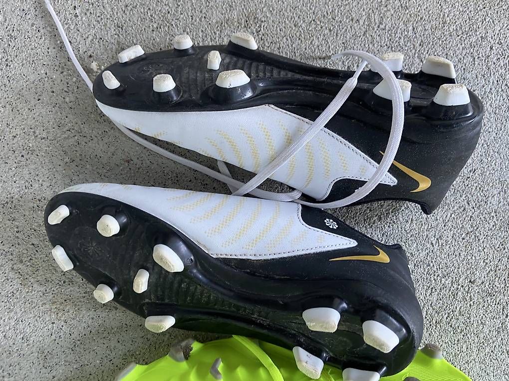 Scarpe da uomo: Fussballschuhe  – Usato da Ebikon venduto da pmgo 3