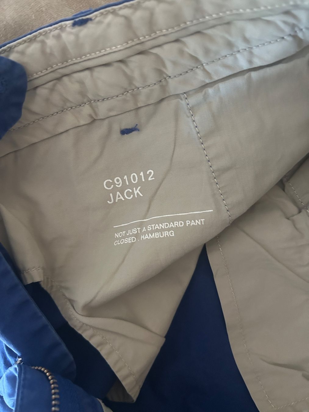 Closed Pantaloni: Closed 7/8 Hose Jack - W27 – Usato da Illnau venduto da Monkky 4