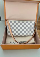 🌹Louis Vuitton Pochette Accessoires Damier Azur 🌹