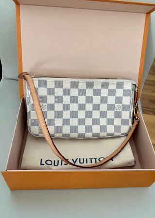 🌹Louis Vuitton Pochette Accessoires Damier Azur 🌹