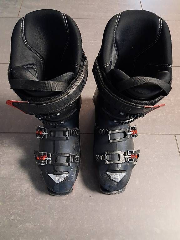 Scarpe da uomo: A vendre chaussures de ski Dalbello – Usato da Onnens FR venduto da oma_7ngq