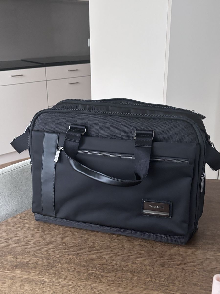 Samsonite Valigie & Borse: Notebooktasche Openroad 2.0 15.6 " Schwarz – Usato da Weiningen ZH venduto da bia_td7t 3