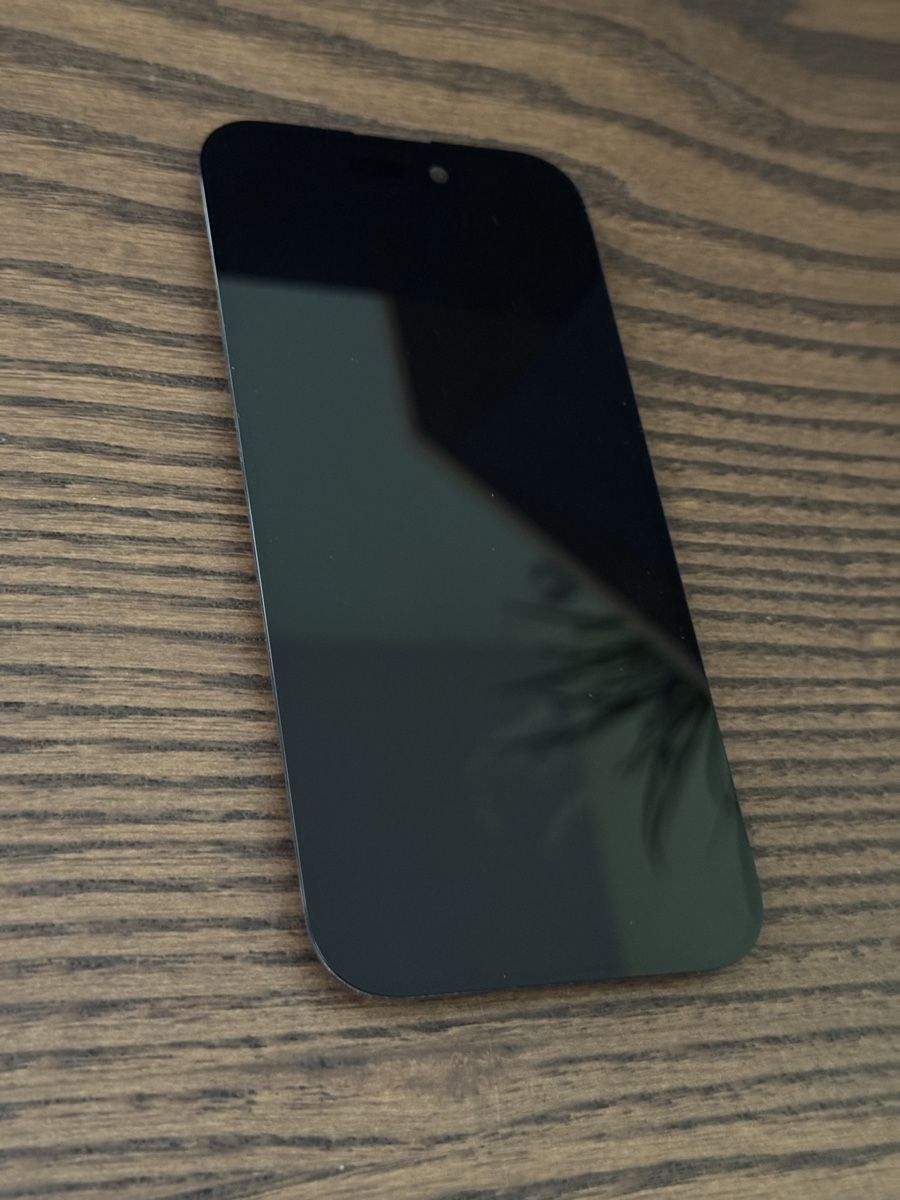 Apple Monitor: iPhone 14 Pro Apple Original Display - Top Zustand – Usato da Emmenbrücke venduto da WorldofTech