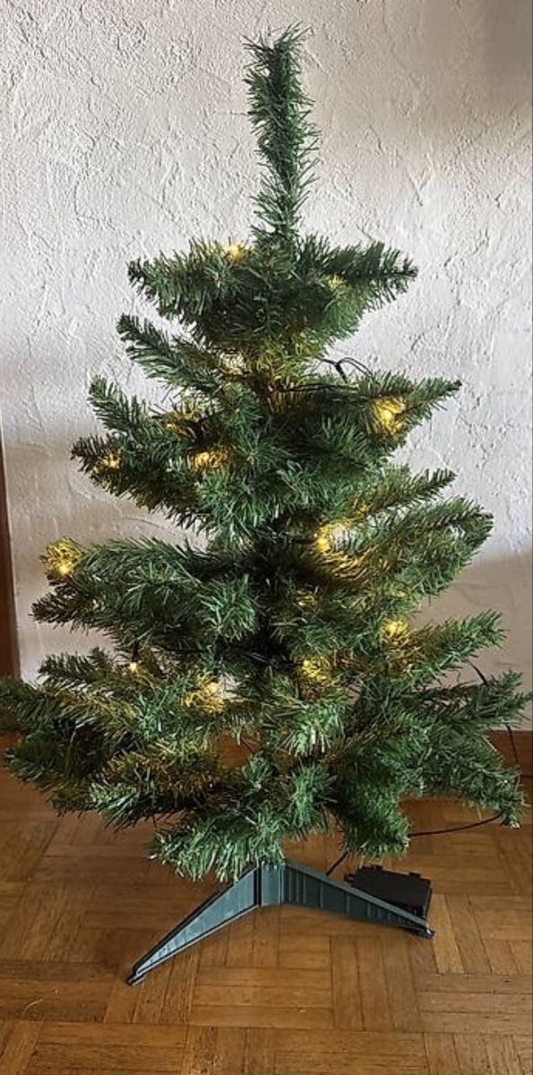 Tutte le decorazioni: Christbaum – Usato da Diepoldsau venduto da chi_9zcq