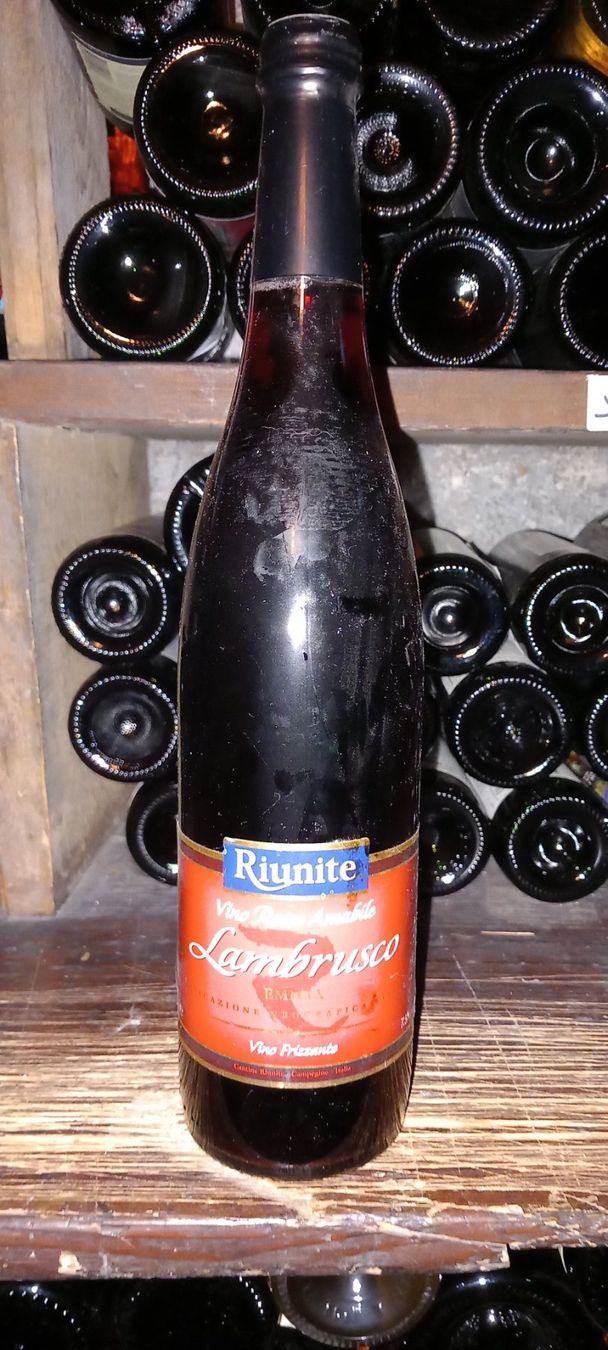 Vino: Lambrusco emilia amabile – Nuovo (secondo la descrizione) da Le locle venduto da juliensaran 1