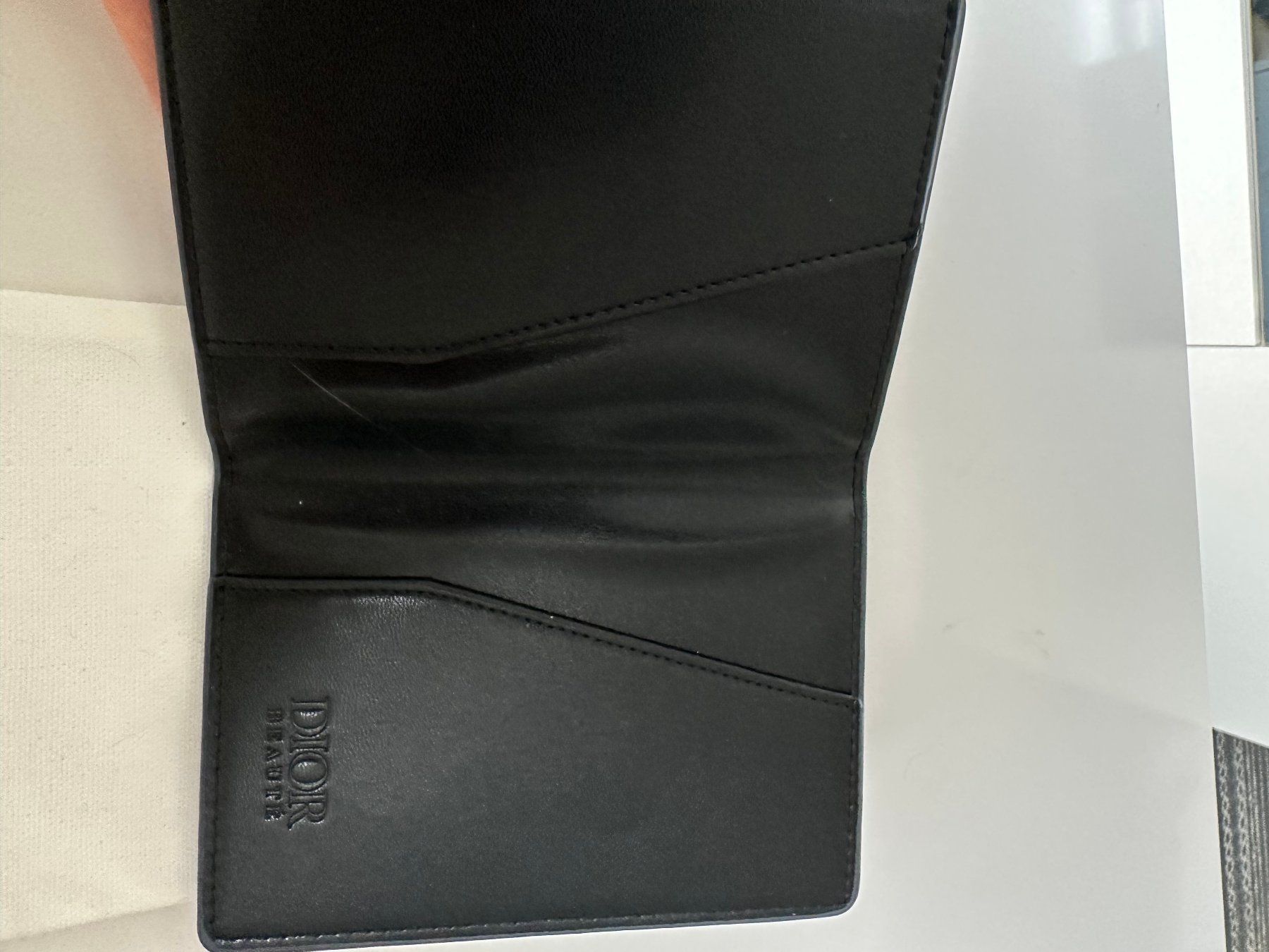 Dior Altro in  Abbigliamento & Accessori: Dior Passhülle – Nuovo e nell'imballaggio originale da Steinmaur venduto da regenbogen052 3
