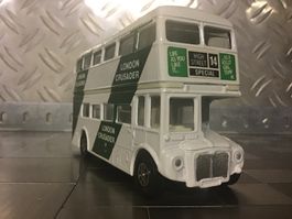 CORGI LONDON CRUSADER ROUTEMASTER