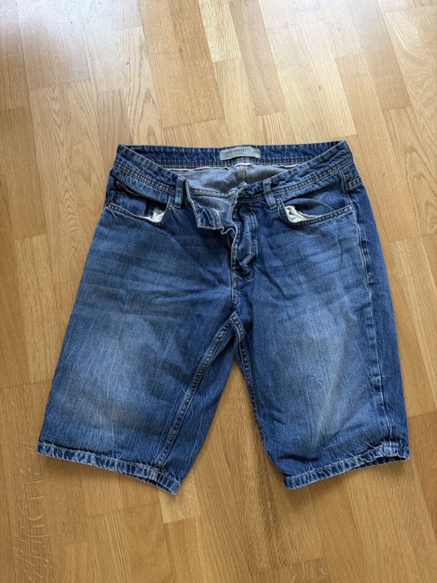 C&A Pantaloni: Short jeans C&A 34 – Nuovo (secondo la descrizione) da Concise venduto da mauranou._