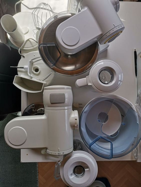 Supporti Robot Da Cucina 2 Supporti (mitnehmer) Per Robot Da Cucina Bosch MUM4 - Ricambi Per Modelli MUZ4DS2/DS3 091027 Ricambi Robot Da Cucina Bosch