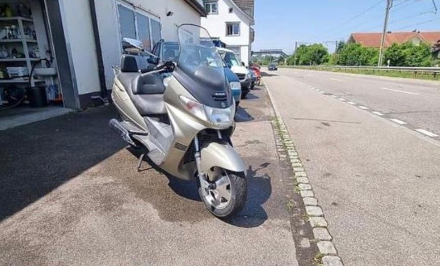 Suzuki Scooter: Suzuki AN 400 Roller (Jg 2000) – Usato da St. Margrethen SG venduto da vsbb