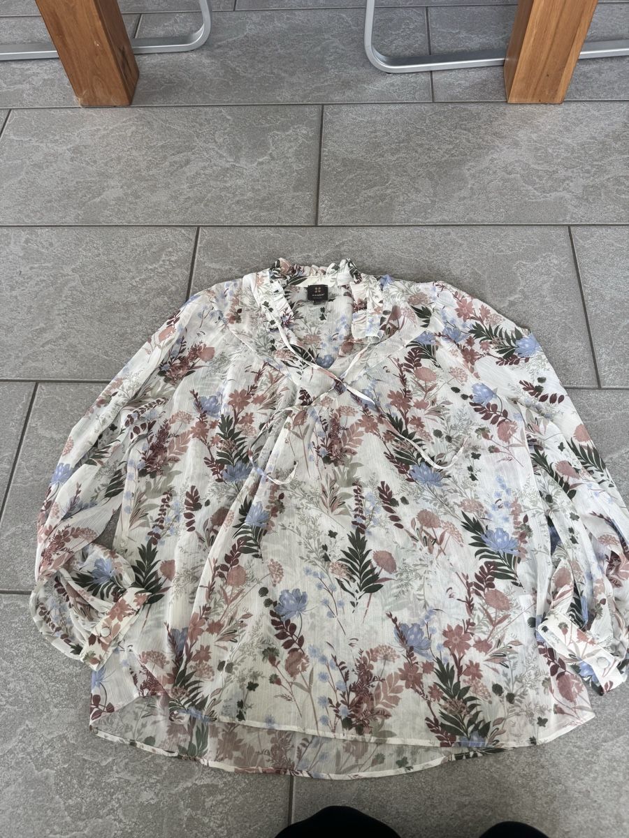 Manor Camicette: Damen Bluse floral   – Usato da Roggwil BE venduto da joana.a16