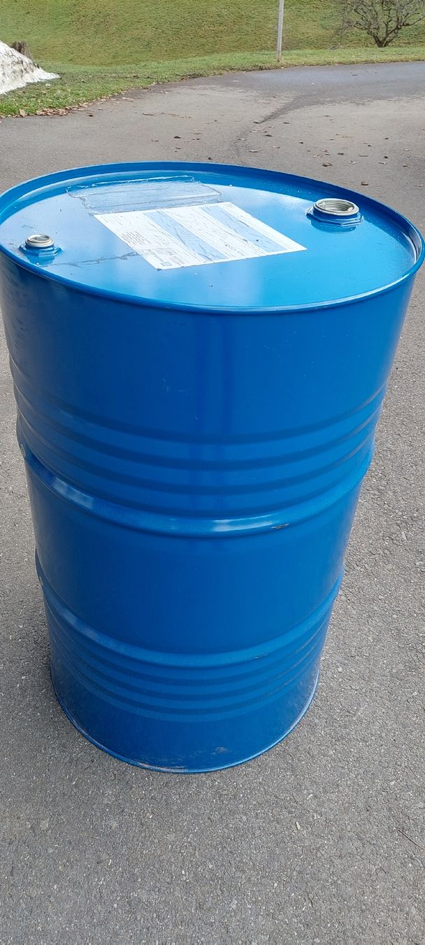 Accessori: Metallfass 200 Liter – Usato da Vorderthal venduto da Alpengaudi