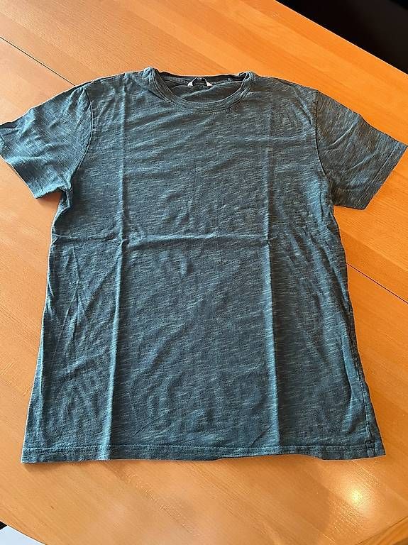 C&A T-Shirts: Grünes C&A T-Shirt, Grösse M – Gebraucht aus Horn von timosidler 1