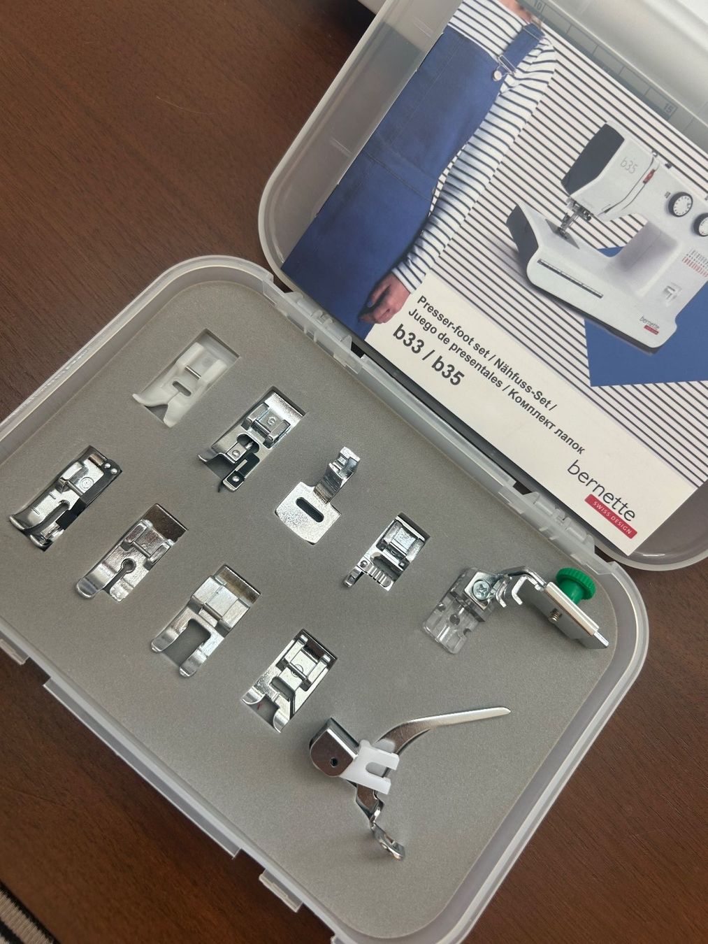 Bernina Machines à coudre: Bernette 33 mit Nähfuss-Set – D'occasion à Wädenswil par katjamf 4