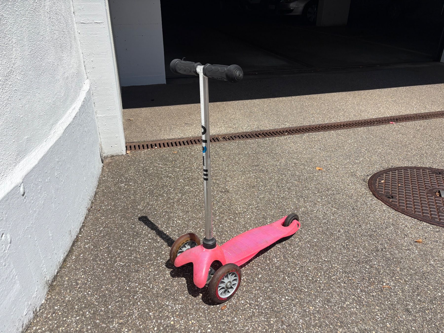 Micro Kickboard: Mini Micro Roller Scooter Trotti – Gebraucht aus Maennedorf von Petraam