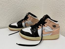 Nike Air Jordan 1 Mid GS Crimson Tint / Pink – Gr. 39 (6.5Y)