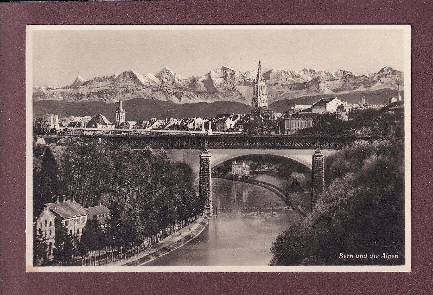 Cartoline postali: BERN und die Alpen – Usato da Pully venduto da nicecards