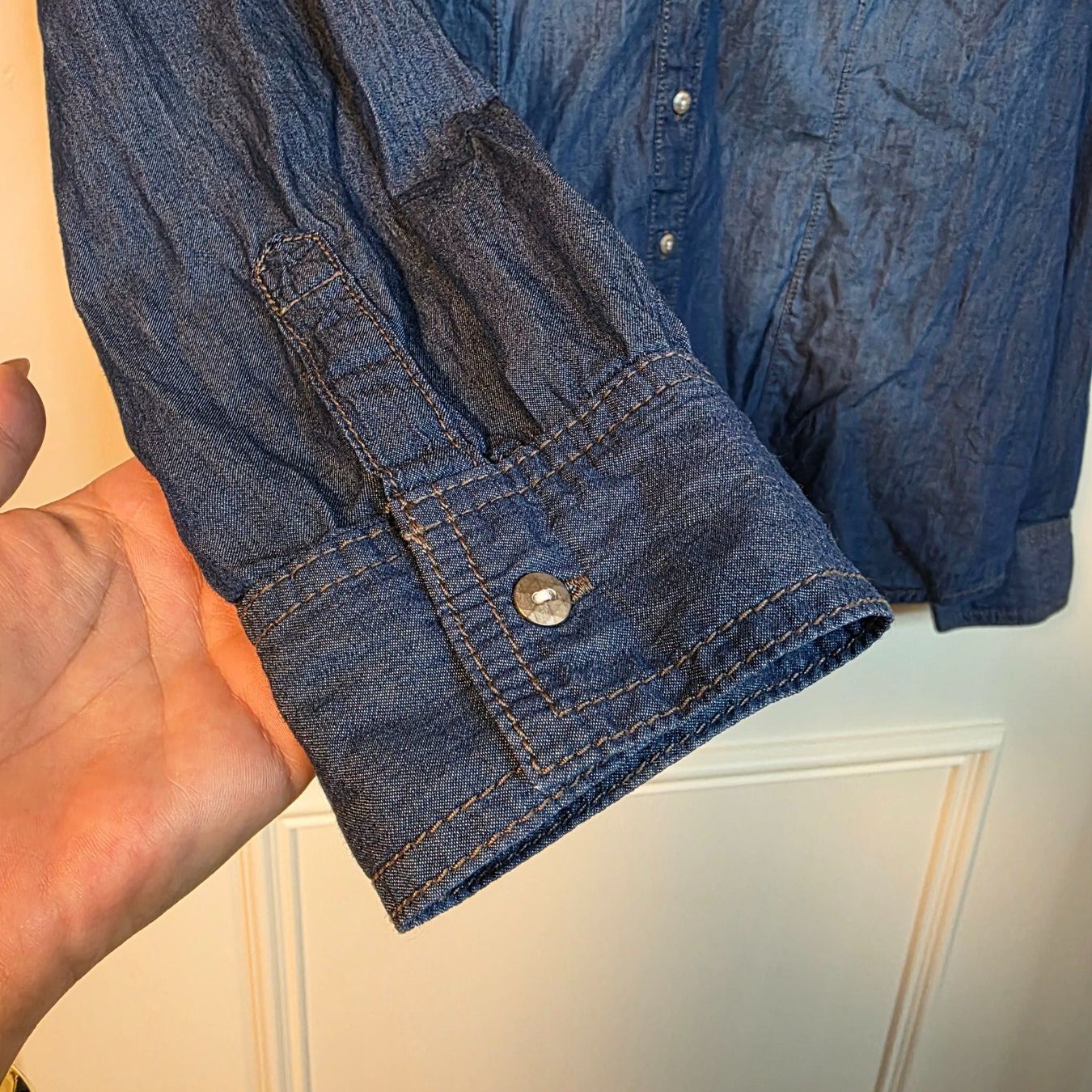 Camicette: Charles Vögele Jeansbluse 100% Baumwolle Gr. 46 – Usato da Wald ZH venduto da CapLux 7