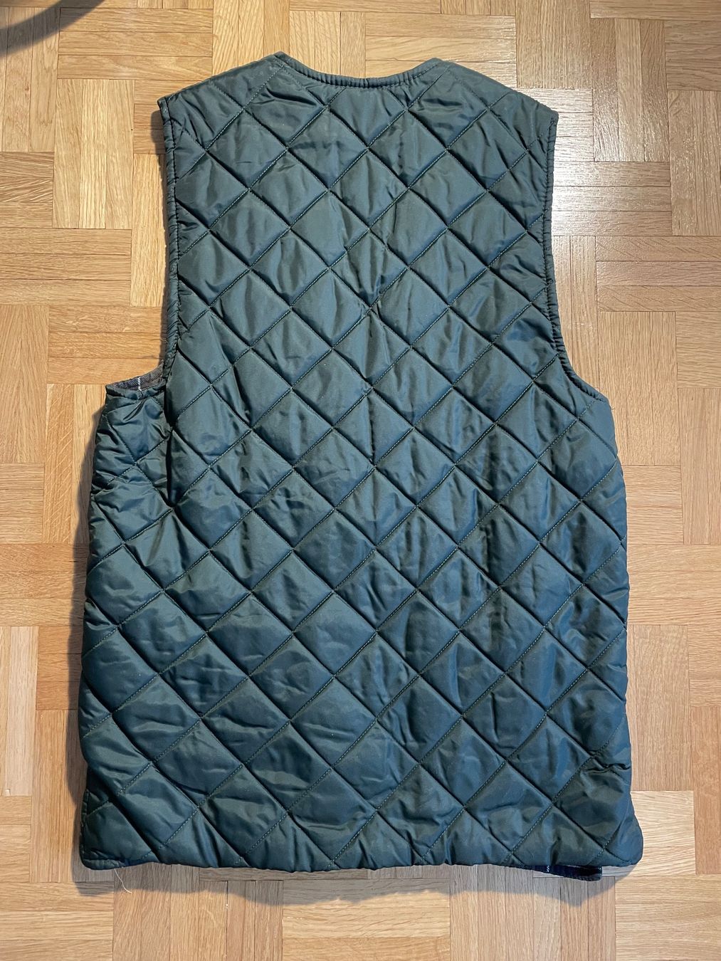 Barbour Gilet & Giacche: Barbour Steppweste als Innenfutter zur Barbourjacke – Usato da Zürich venduto da dan_lr5b 1