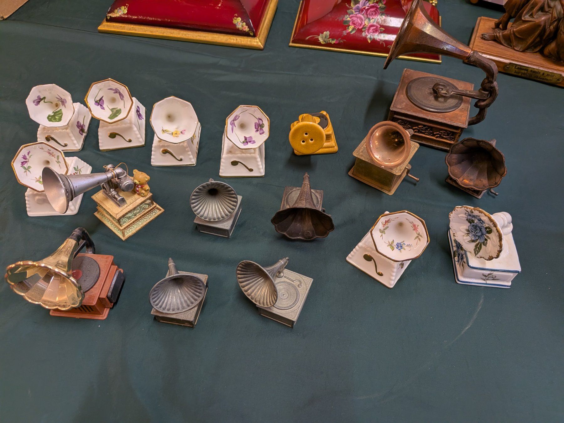 Giradischi: Gramophone in miniatur – Usato da Schönenwerd venduto da kybi 2