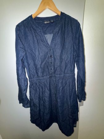 Sommerliches Jeanskleid von Up2 Grösse 42 100% Baumwolle