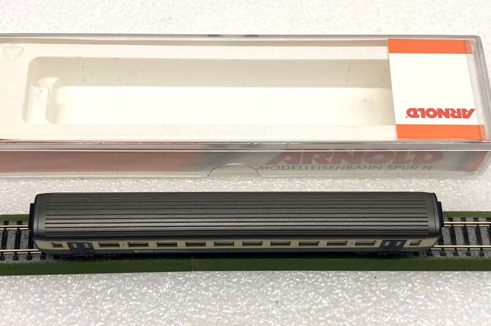 Arnold Modelleisenbahnen: Arnold 3259 N= Personenwagen GBS Gürbetal B 703-9 - 2.Klasse – Neu (gemäss Beschreibung) aus Thun von retoolinoo 5