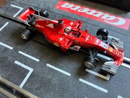 Carrera Digital 132 30842 Ferrari SF70H Sebastian Vettel