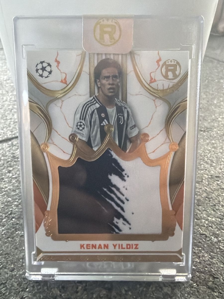 Topps Sammelbilder & Trading cards: Kenan Yildiz Jumbo Patch Topps Reverence 2024/25 /55 – Neu und originalverpackt aus Ueberstorf von dan_mms9
