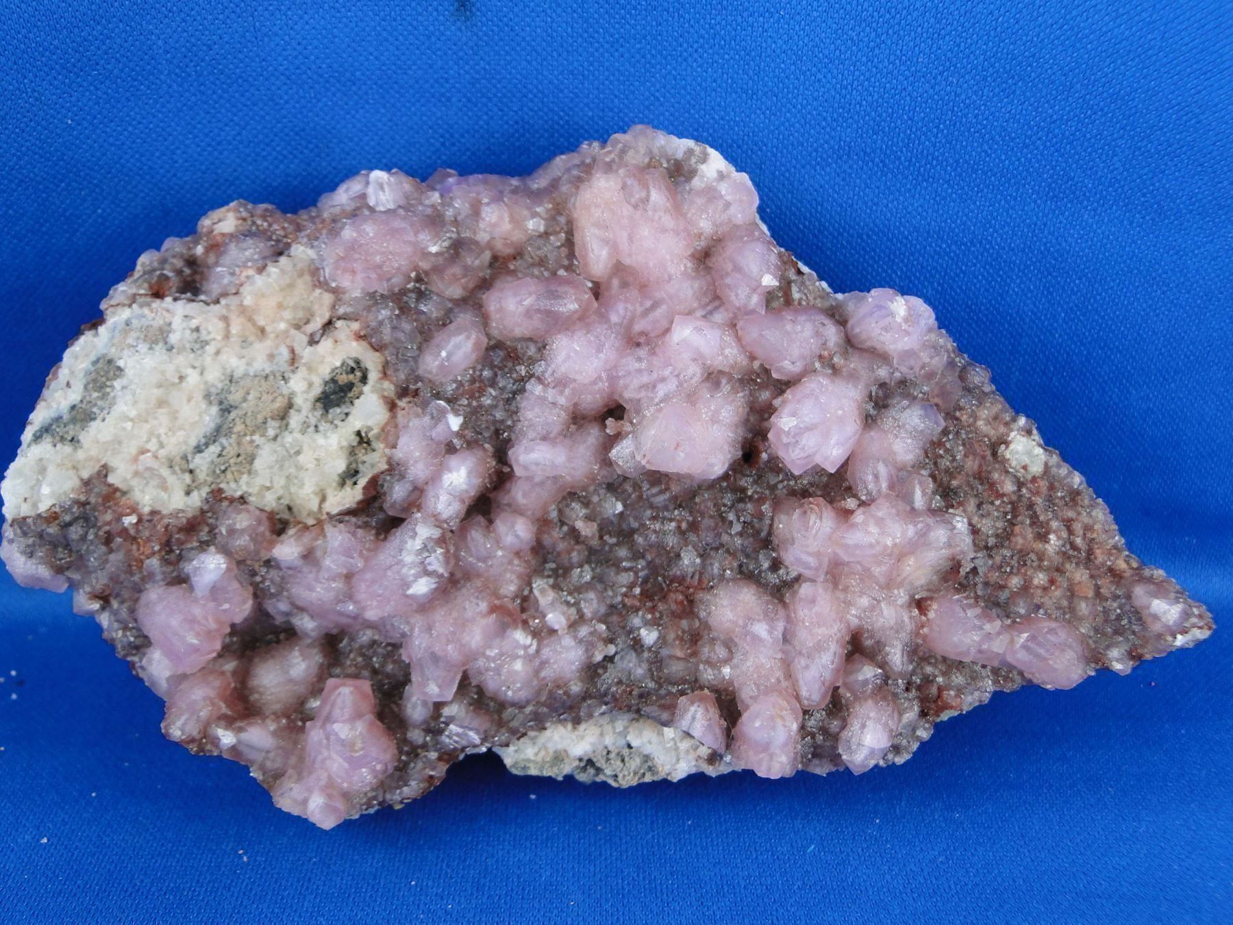 Minerali & Pietre curative: Calcit var Cobaltoan – Usato da Schinznach Bad venduto da Demerald 4