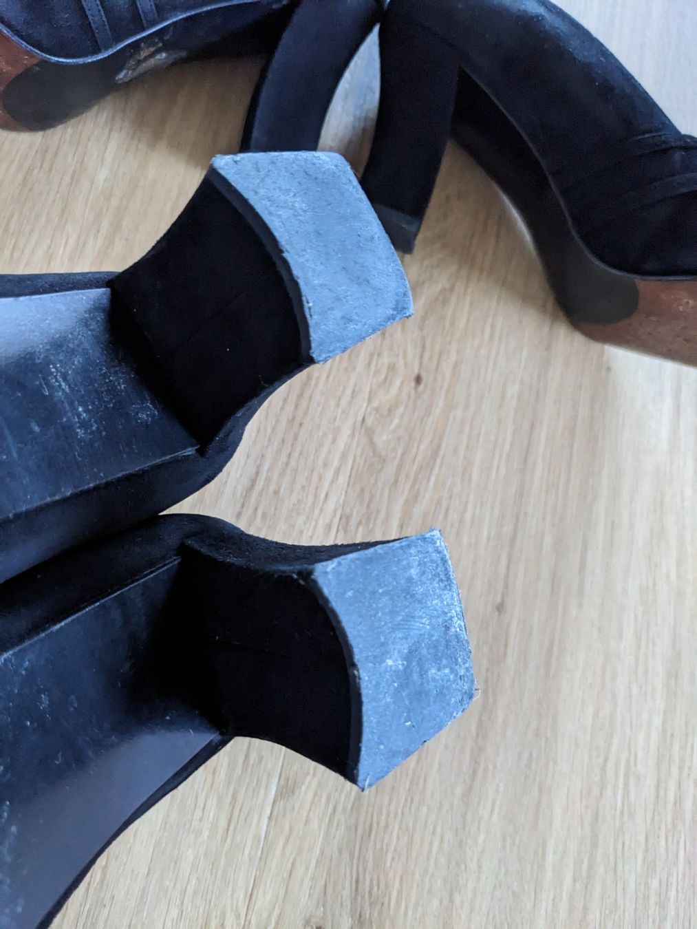Stuart Weitzman Scarpe da donna: 2 Paar Stuart Weitzman Pumps Gr. 39,5 – Usato da Lengnau AG venduto da Nathi88 5
