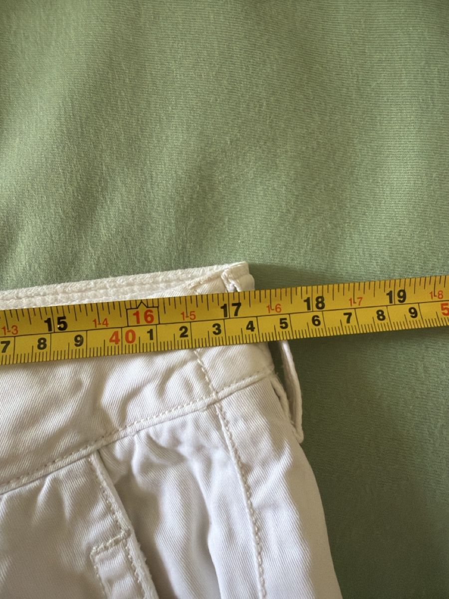 Tommy Hilfiger Pantaloni: Tommy Hilfiger shorts  – Usato da Sementina venduto da bru_vpp5 6