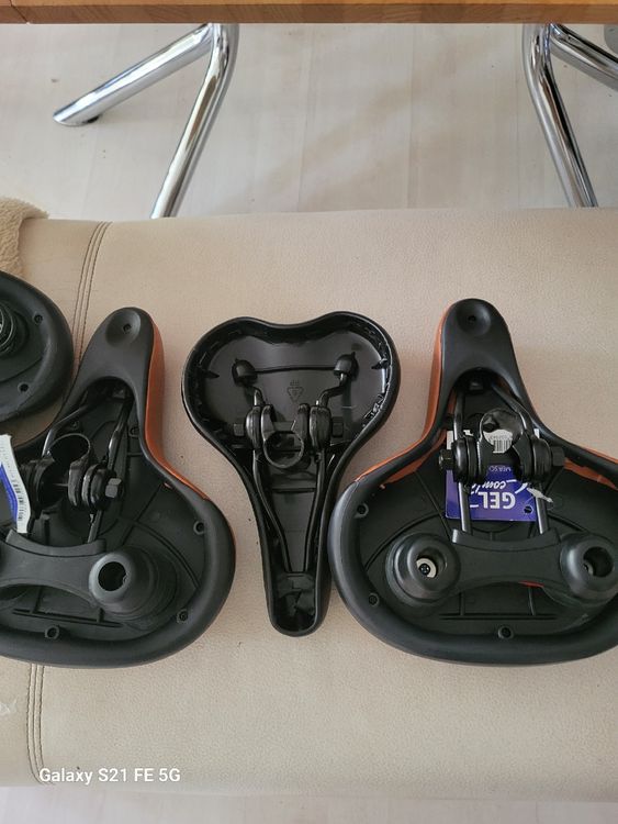 Pezzi di ricambio: 4 velo sattel top preis ! – Nuovo (secondo la descrizione) da Duggingen venduto da tamola67 4
