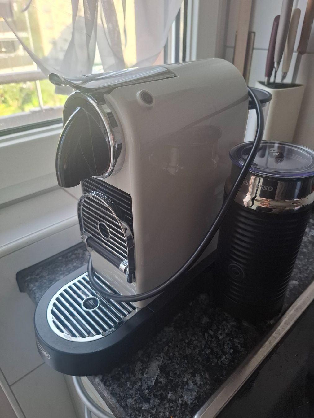 Nespresso Macchine per caffè & Macchine per espresso: Nespresso Kaffeemaschine – Usato da Stans venduto da o0_Laura_0o 1