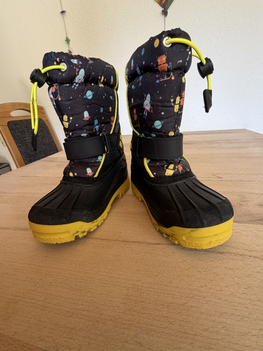 Scarpe per ragazzi: Kinder Winterstiefel Gr. 25, warm & bequem – Usato da Zeiningen venduto da nic_2rmd 1