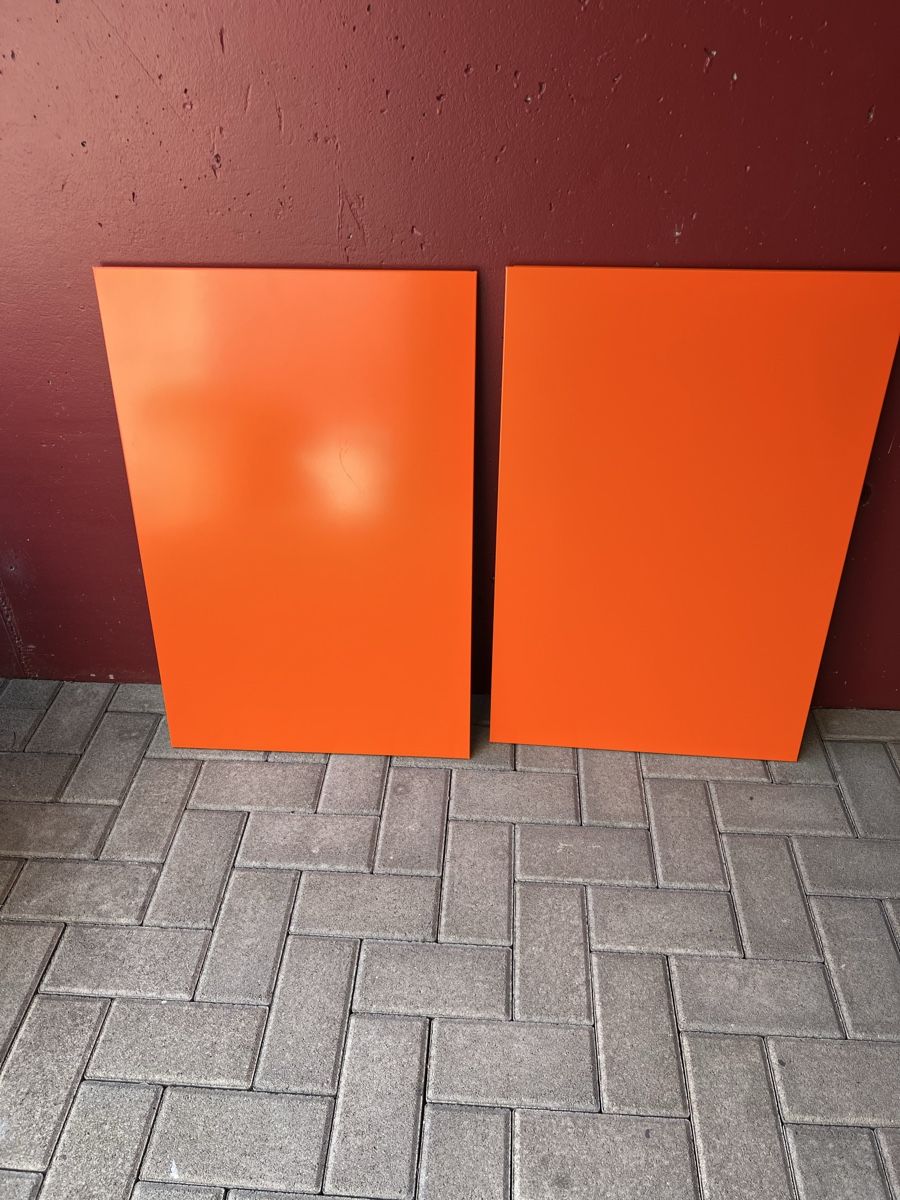 USM Regale: Usm Haller Bleche orange (6Stk) – Gebraucht aus Triengen von chouchou88