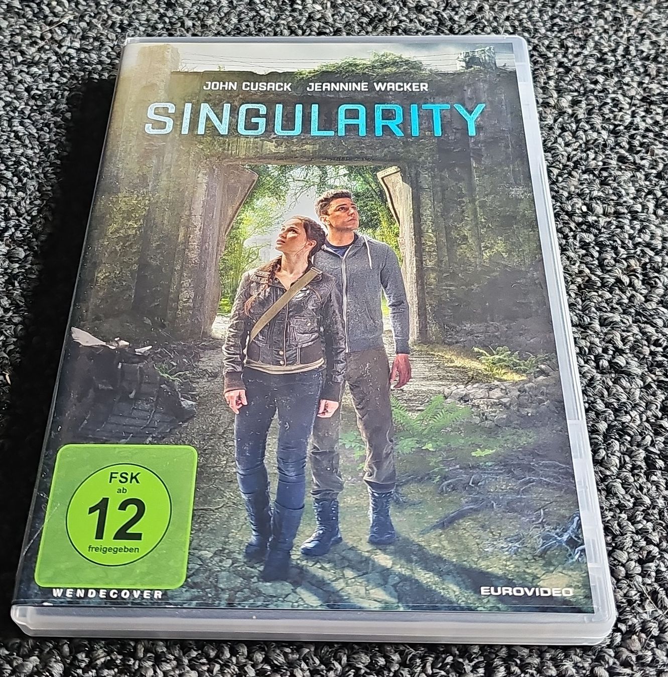 Tutti i DVDs: DVD Film Singularity(23063) – Usato da Ruswil venduto da jan_bxl5
