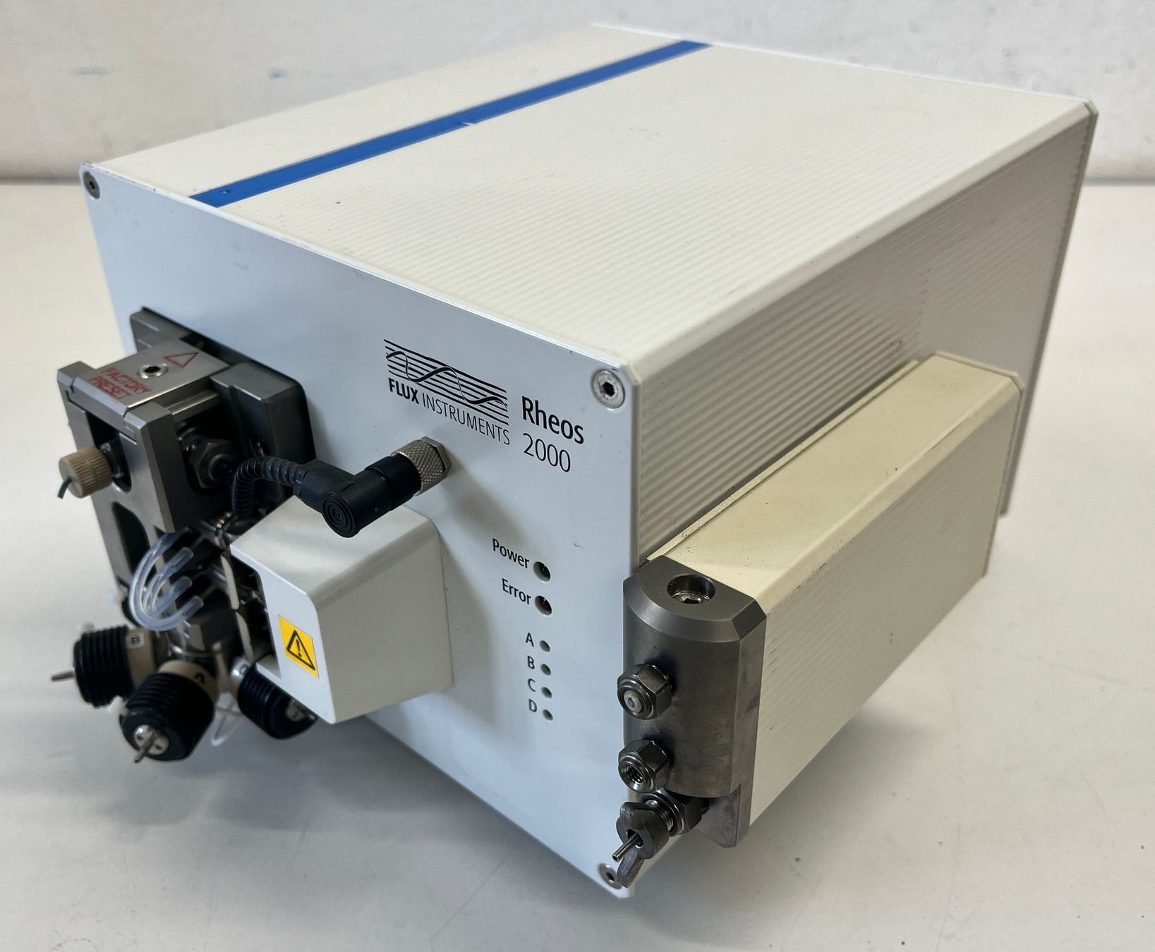 Laborzubehör: Flux Instruments Rheos 2000 HPLC Pumpe mit Dämpfer – Gebraucht aus Niederdorf von LeptonAG_Labor