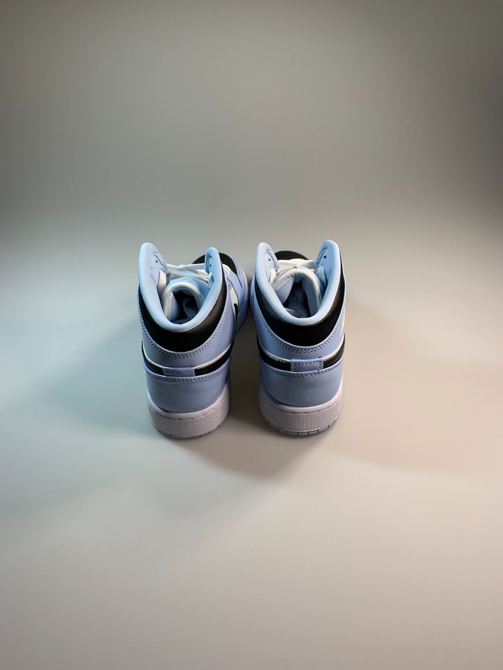 Scarpe da uomo: Jordan 1 Mid Ice Blue (GS) – Nuovo e nell'imballaggio originale da Thörishaus venduto da SnkrsVie 1