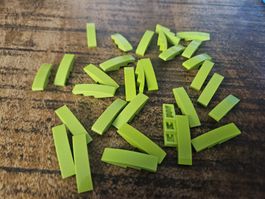 lego 61678 lot de 30 pièces Lime Slope, Curved 4 x 1