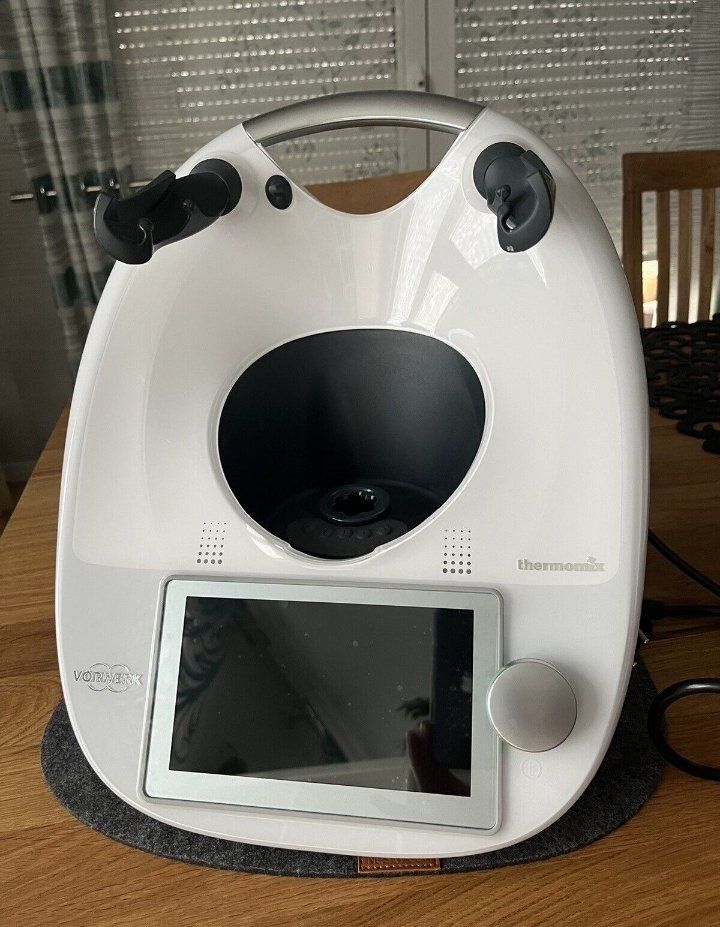 Thermomix Küchengeräte: Vorwerk Thermomix TM6 – Neu (gemäss Beschreibung) aus Savognin von  3